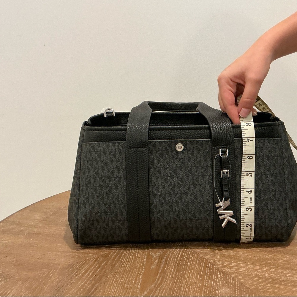 Michael Kors Black Tote Bag - Picture 3 of 4